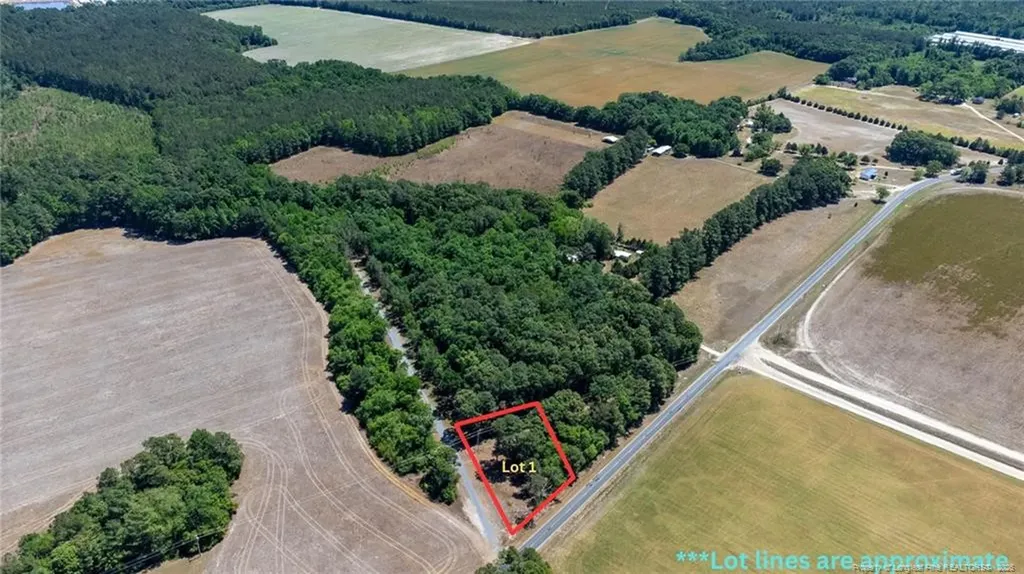1798 Gainey Road Raeford NC 28376