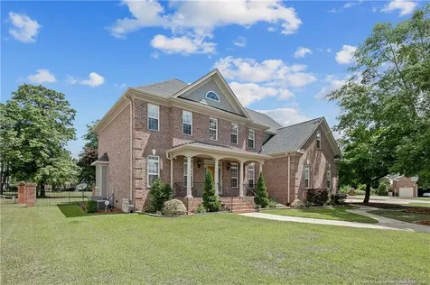 504 Captains Place Fayetteville NC 28311