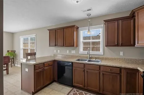 3624 Crosswinds Drive Hope Mills NC 28348