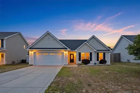 3624 Crosswinds Drive Hope Mills NC 28348