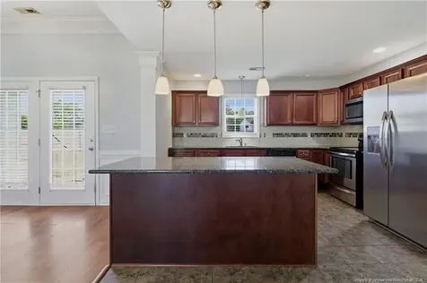 2142 Queen Elizabeth Lane Hope Mills NC 28348