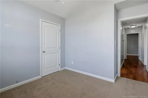 2142 Queen Elizabeth Lane Hope Mills NC 28348
