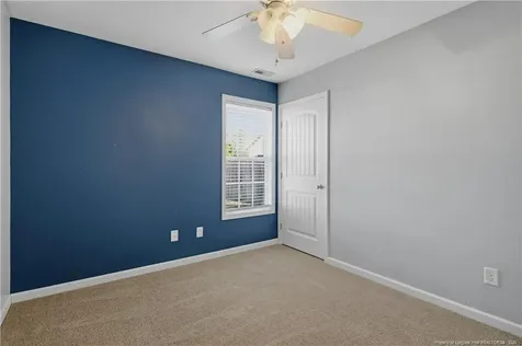 2142 Queen Elizabeth Lane Hope Mills NC 28348