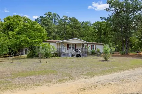 Crows Nest Drive Fayetteville NC 28306