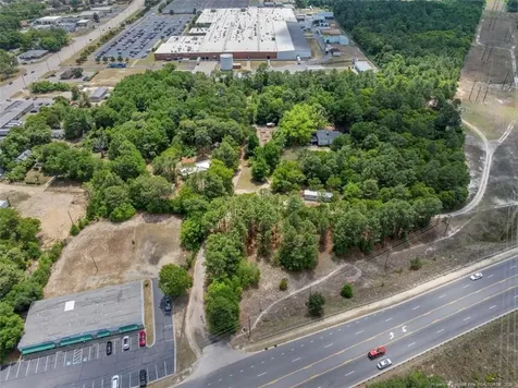 Crows Nest Drive Fayetteville NC 28306