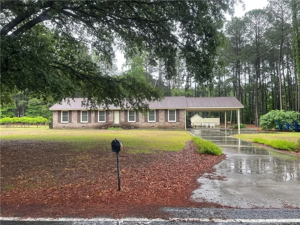 209 Sunset Park Road Bladenboro NC 28320