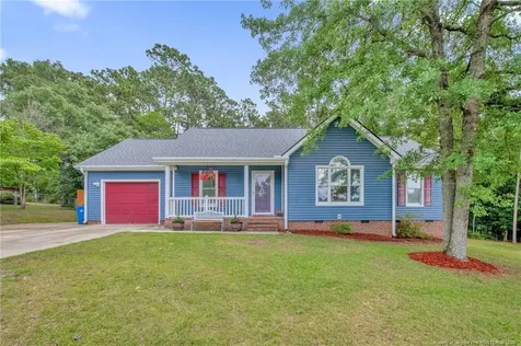 6208 Lakeway Drive Fayetteville NC 28306