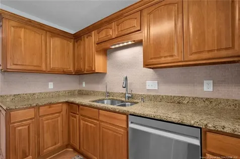 6208 Lakeway Drive Fayetteville NC 28306