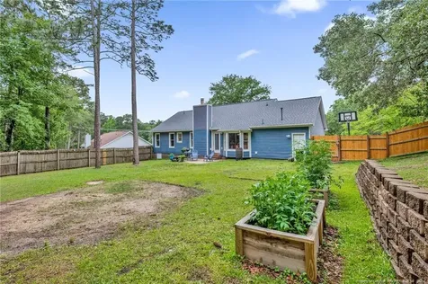 6208 Lakeway Drive Fayetteville NC 28306