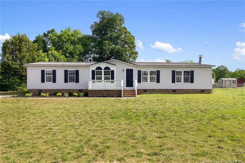 4133 Frontier Avenue Fayetteville NC 28312