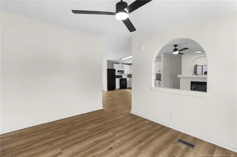 4133 Frontier Avenue Fayetteville NC 28312