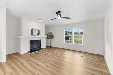 4133 Frontier Avenue Fayetteville NC 28312