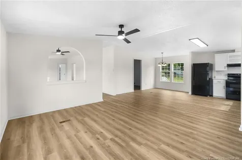 4133 Frontier Avenue Fayetteville NC 28312