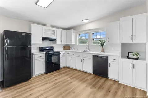 4133 Frontier Avenue Fayetteville NC 28312