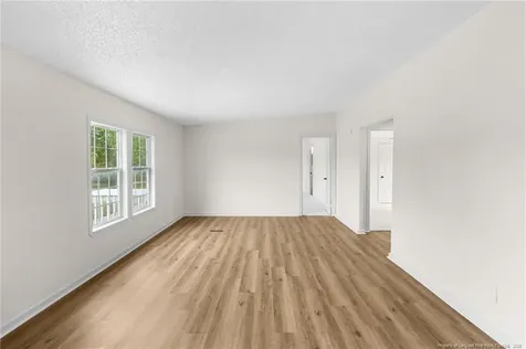 4133 Frontier Avenue Fayetteville NC 28312