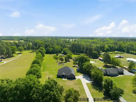 2589 June Johnson Road Raeford NC 28376