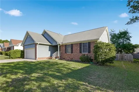 5532 Bear Creek Circle Fayetteville NC 28304