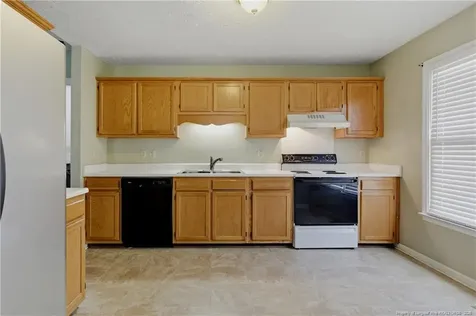 5532 Bear Creek Circle Fayetteville NC 28304
