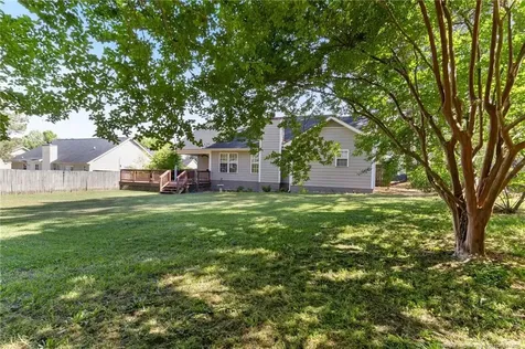 105 Winterfield Drive Raeford NC 28376