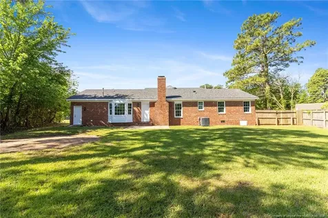 2027 Gillingham Circle Fayetteville NC 28304