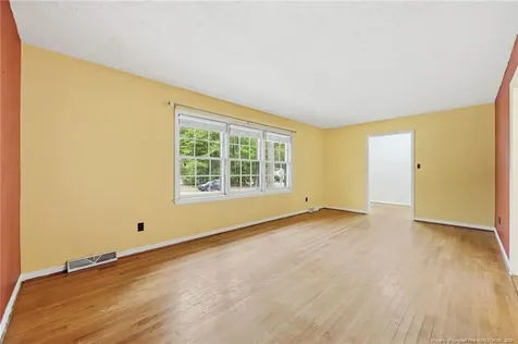246 Oak Street Wallace NC 28466