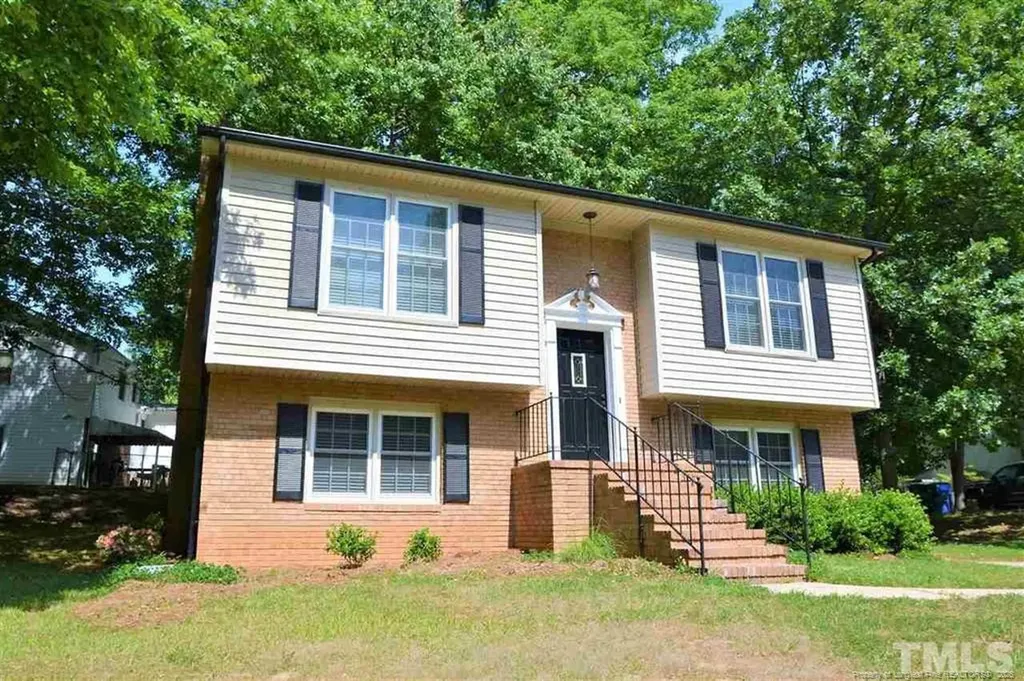7801 Fairmont Court Raleigh NC 27615