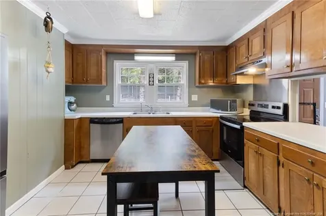 15951 Us Highway 15 501 Highway Aberdeen NC 28315