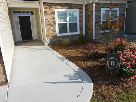 210 Oak Pointe Circle Lumberton NC 28358