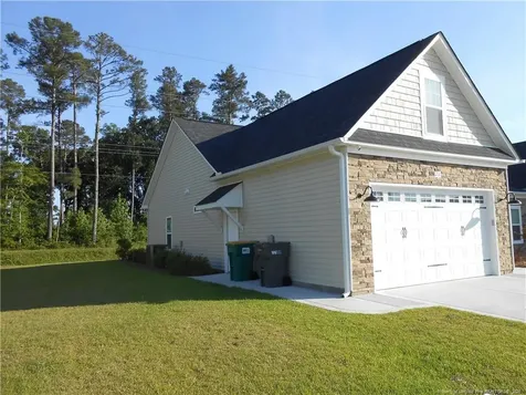 210 Oak Pointe Circle Lumberton NC 28358