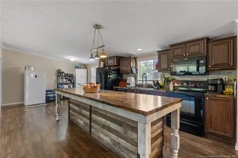 152 John Brown Road Raeford NC 28376