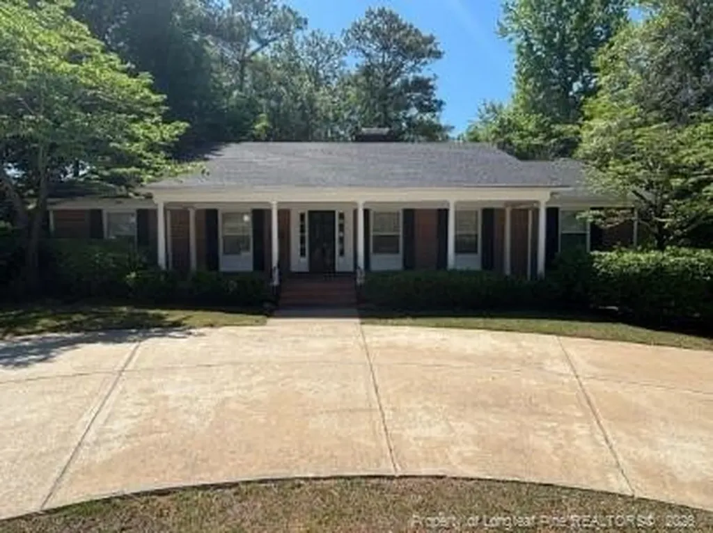 1513 Raeford Road Fayetteville NC 28305