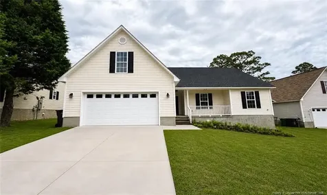 5361 Pringle Way Hope Mills NC 28348