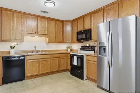 7338 Pebblebrook Drive Fayetteville NC 28314