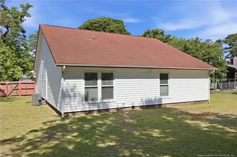 7338 Pebblebrook Drive Fayetteville NC 28314