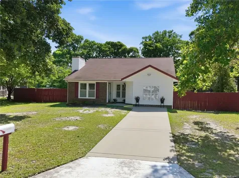 7338 Pebblebrook Drive Fayetteville NC 28314