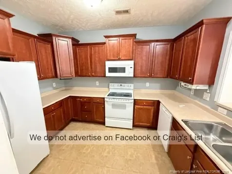 3058 Candlelight Drive Fayetteville NC 28311