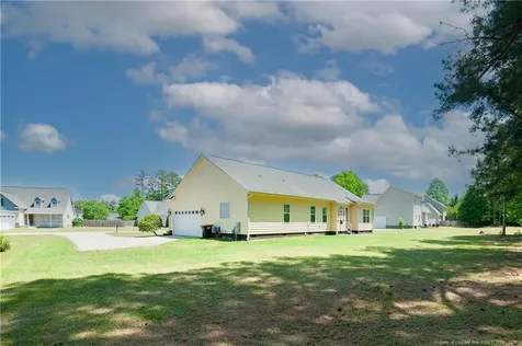1630 Pristine Lane Hope Mills NC 28348