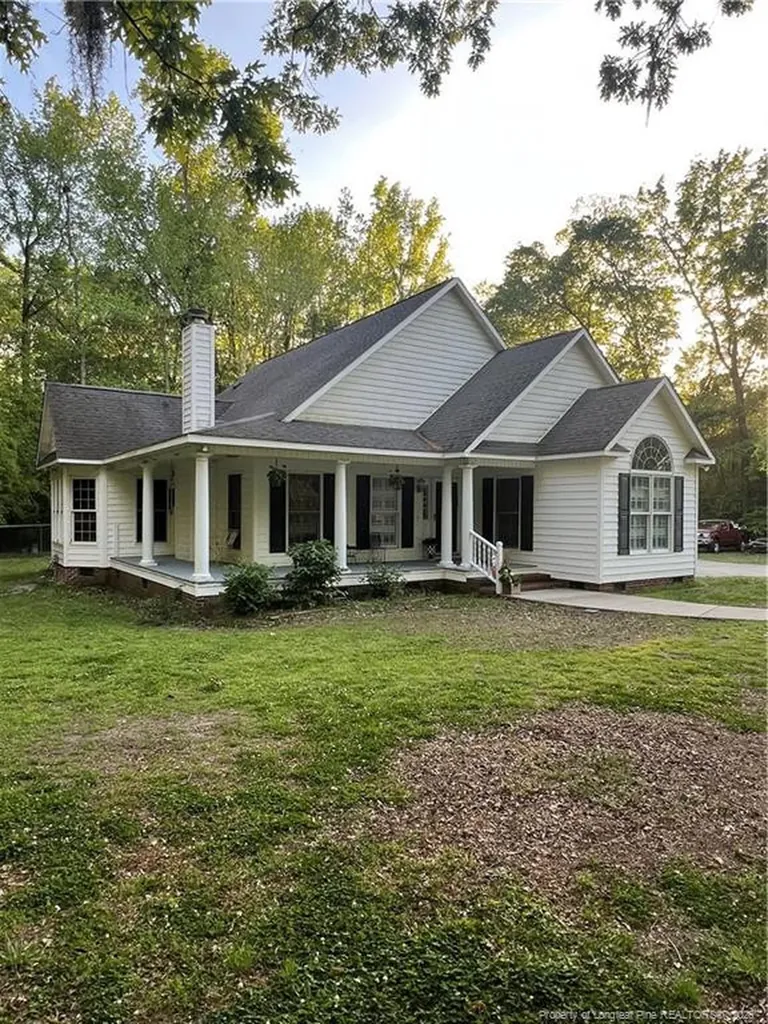 169 Bradshaw Road Bladenboro NC 28320