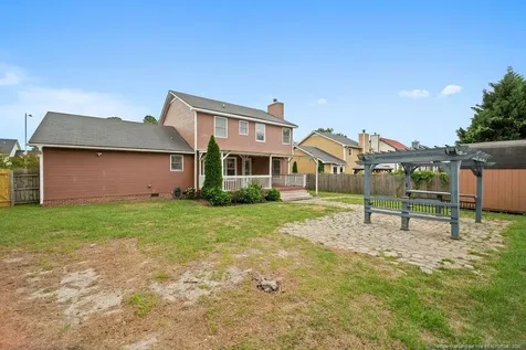 1738 Calista Circle Fayetteville NC 28304