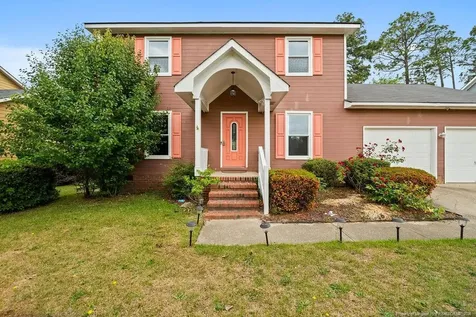 1738 Calista Circle Fayetteville NC 28304