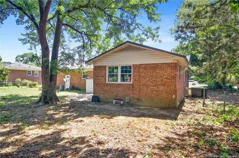 1520 Darvel Avenue Fayetteville NC 28304
