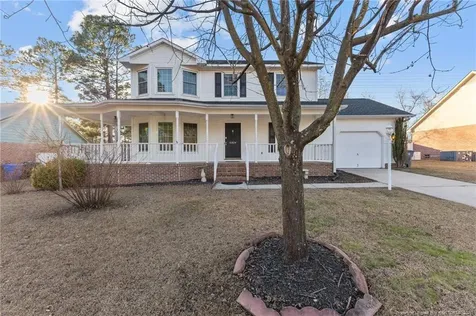 6824 Saint Julian Way Fayetteville NC 28314