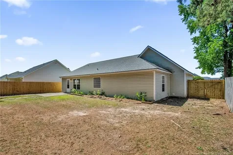 3698 Pioneer Drive Hope Mills NC 28348
