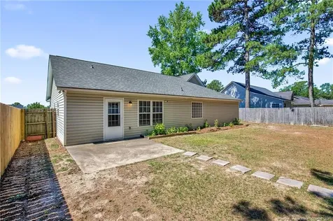3698 Pioneer Drive Hope Mills NC 28348
