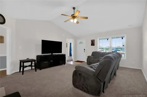 3698 Pioneer Drive Hope Mills NC 28348