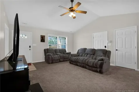 3698 Pioneer Drive Hope Mills NC 28348