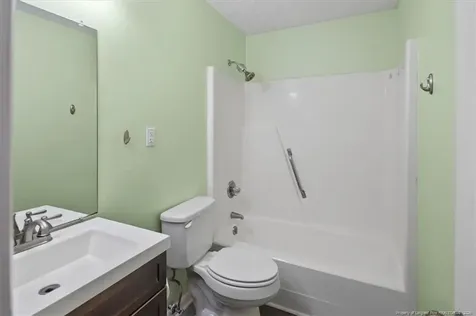 209 Brokenhurst Court Fayetteville NC 28311