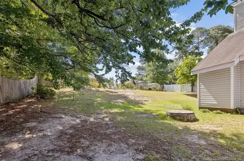 209 Brokenhurst Court Fayetteville NC 28311