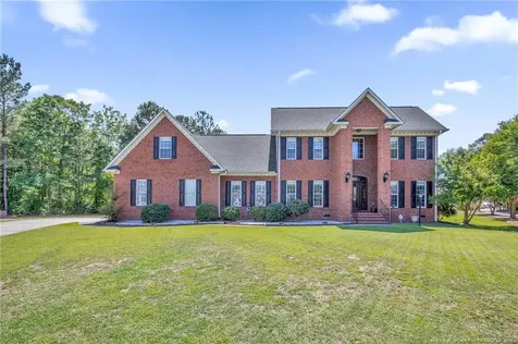 3910 W Bent Grass Drive Fayetteville NC 28312