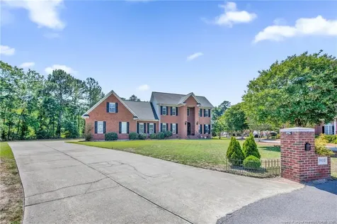 3910 W Bent Grass Drive Fayetteville NC 28312
